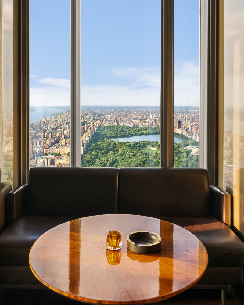217 W 57TH Street 80W