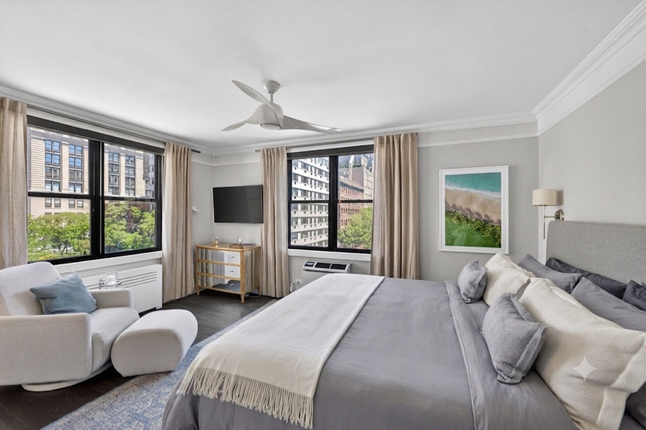 100 West 12th Street, 4K
