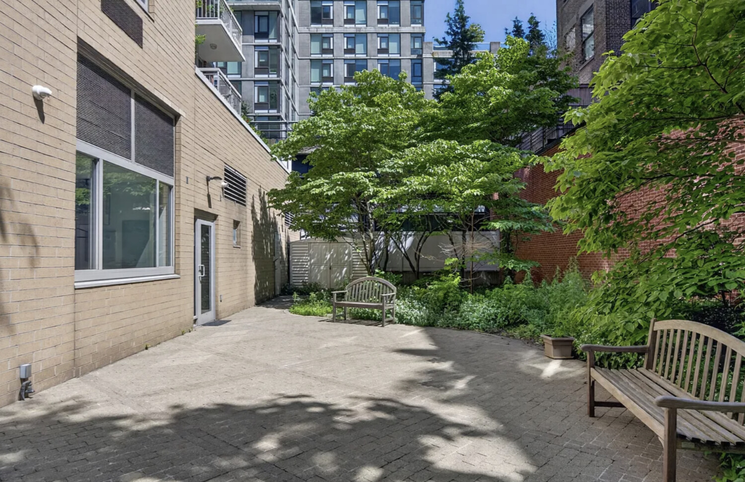 520 W 23RD Street 14D