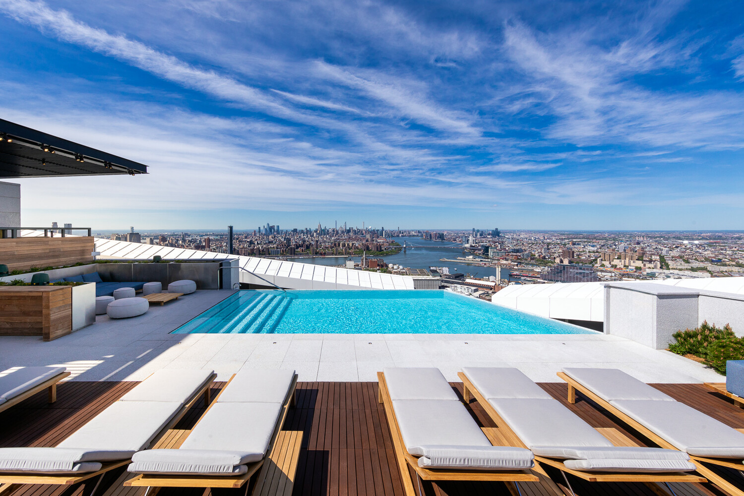 1 CITY Point 15E