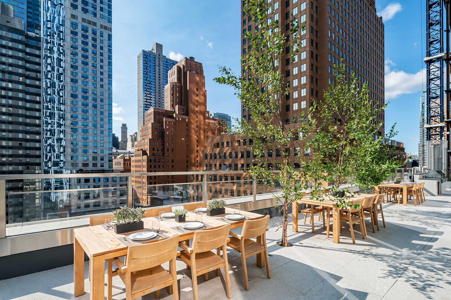 1 CITY Point 15E
