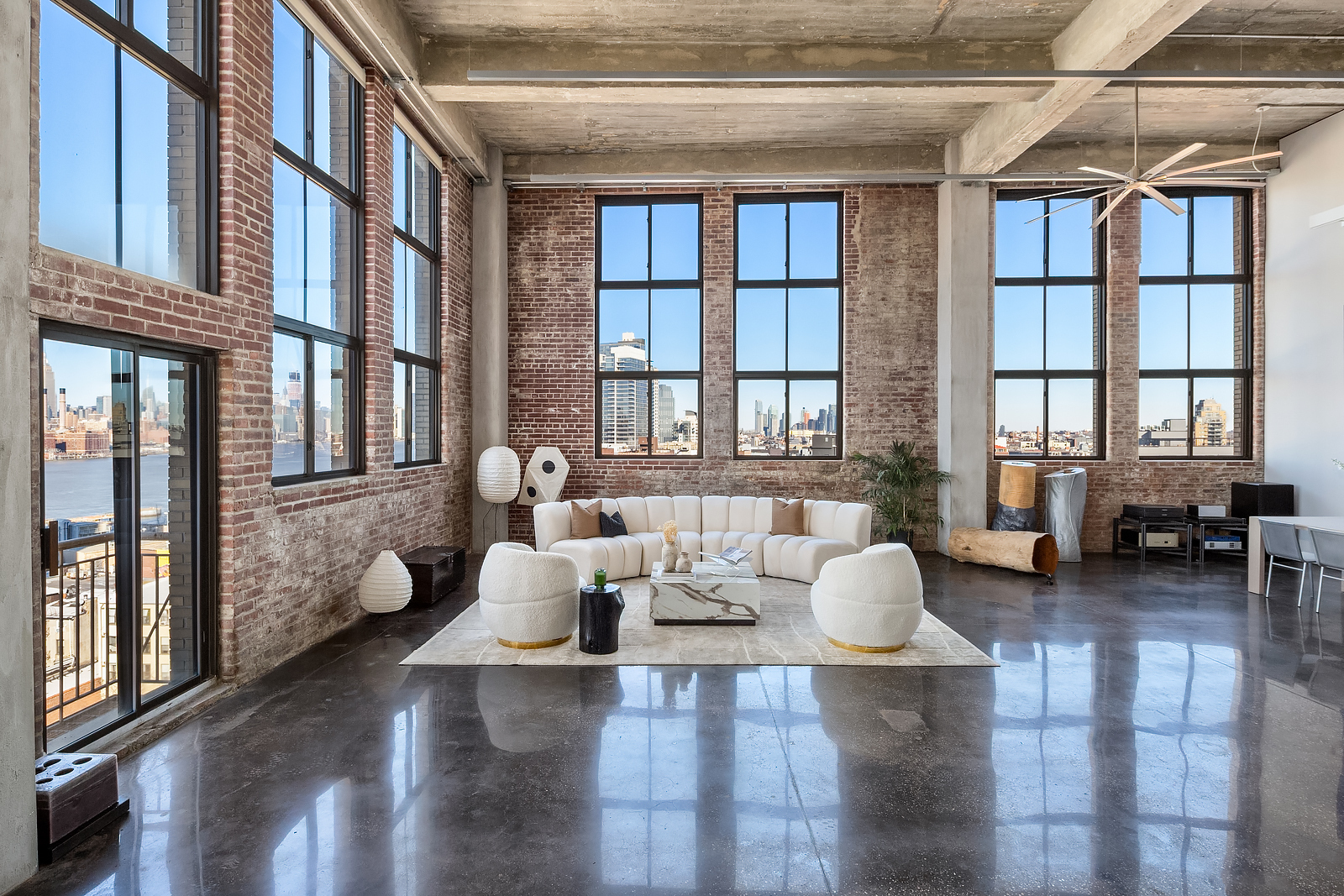 330 Wythe Avenue Unit: 6J