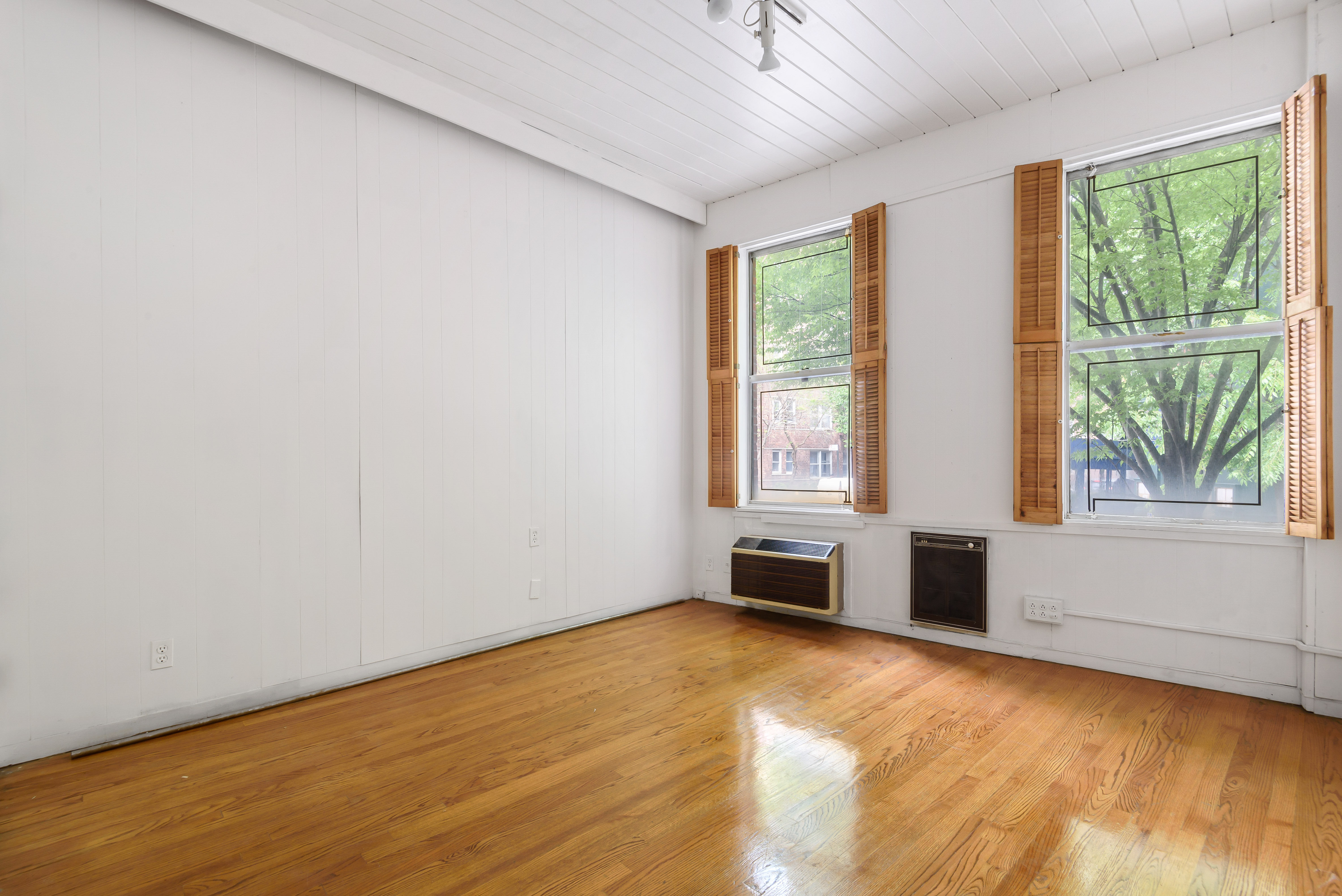 96 Bank Street | West Village Townhouse