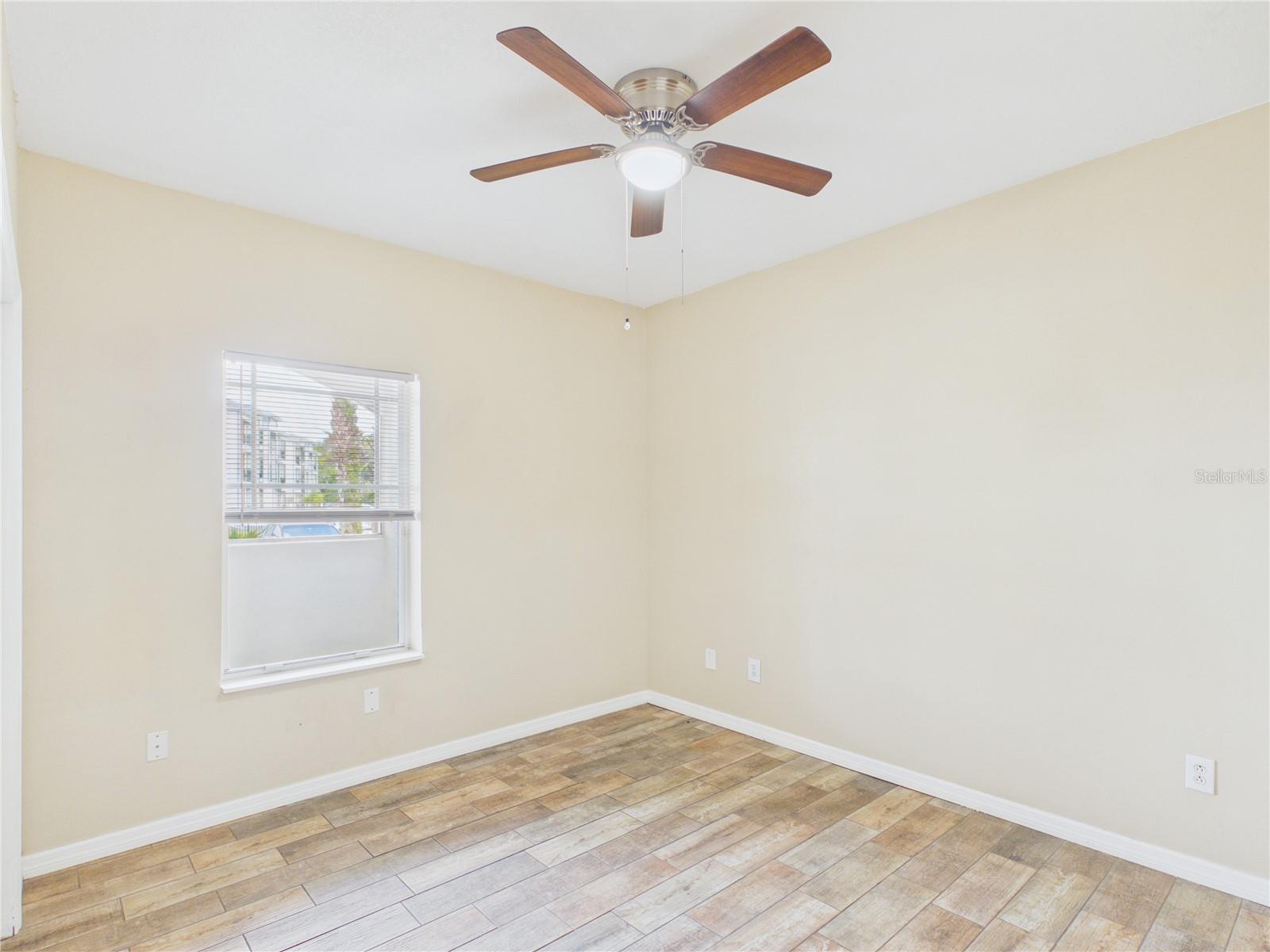 16305 ENCLAVE VILLAGE DR #102
