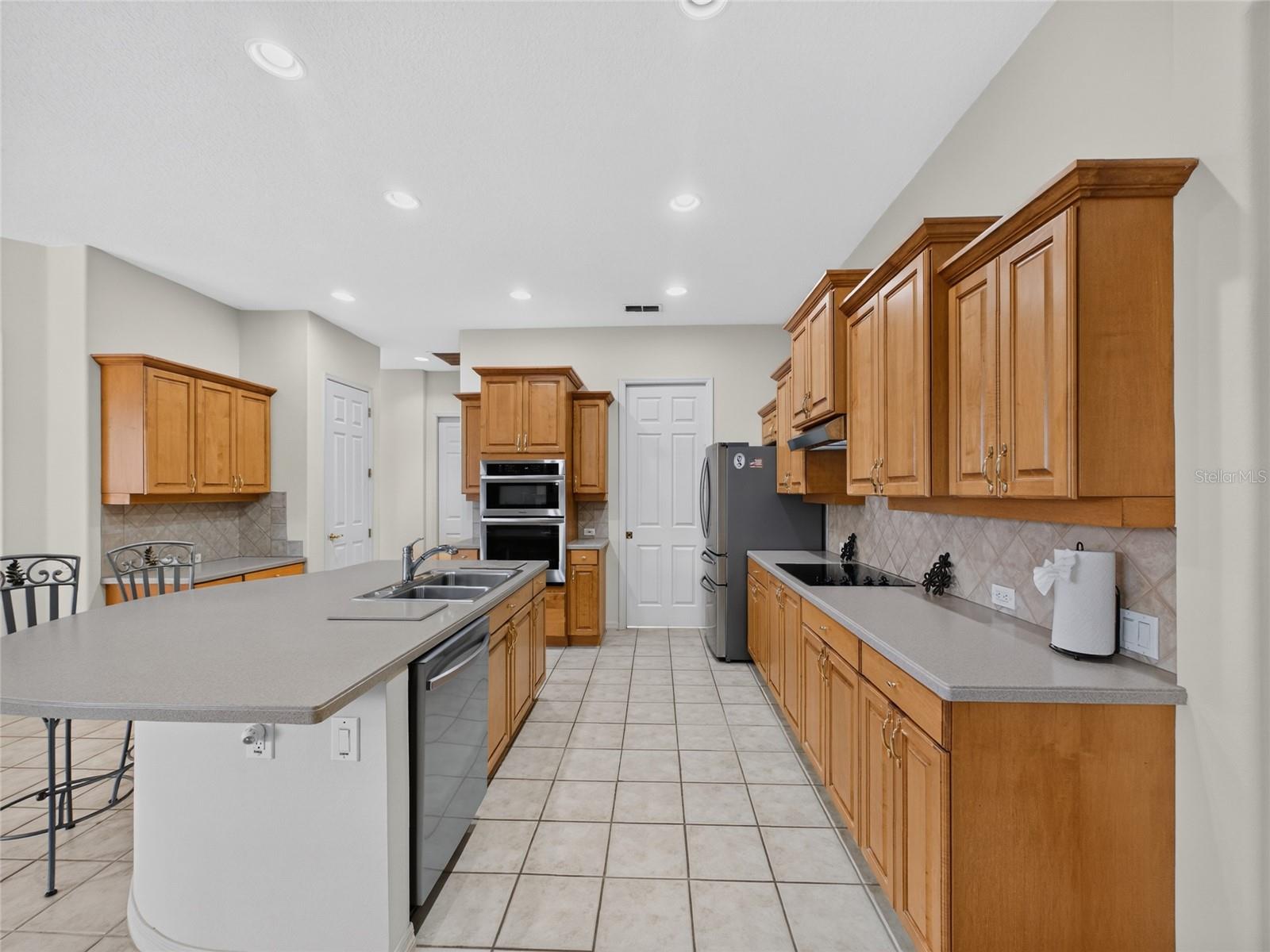 10207 ESTUARY DR