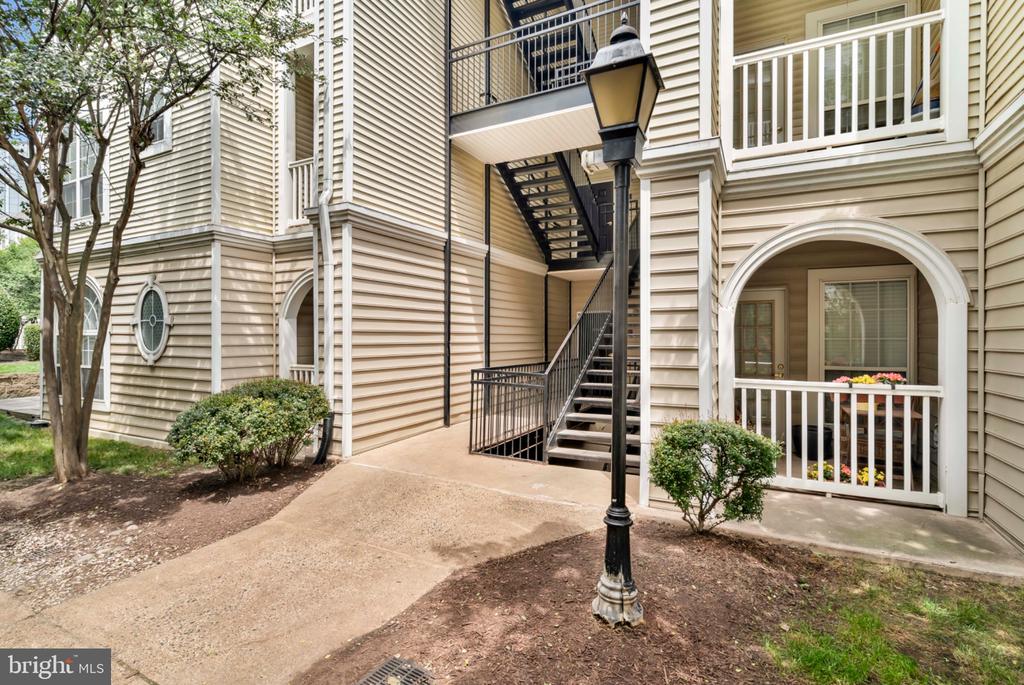 4551 STRUTFIELD LANE 4308