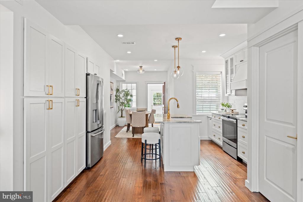 1208 ORONOCO STREET