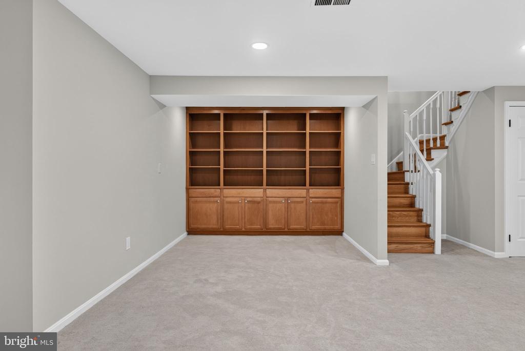 6622 MADISON MCLEAN DRIVE