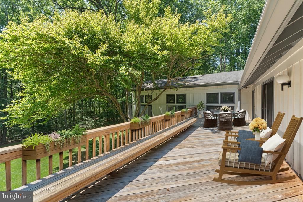 8000 SEVEN HILLS COURT