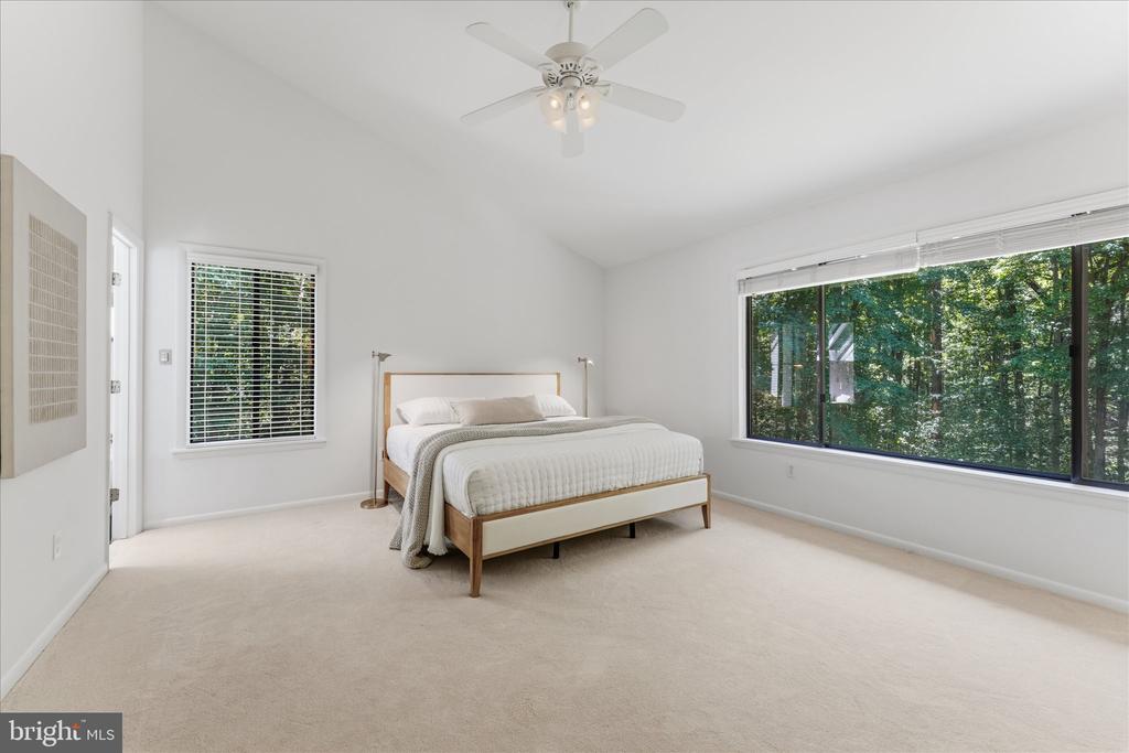 8000 SEVEN HILLS COURT