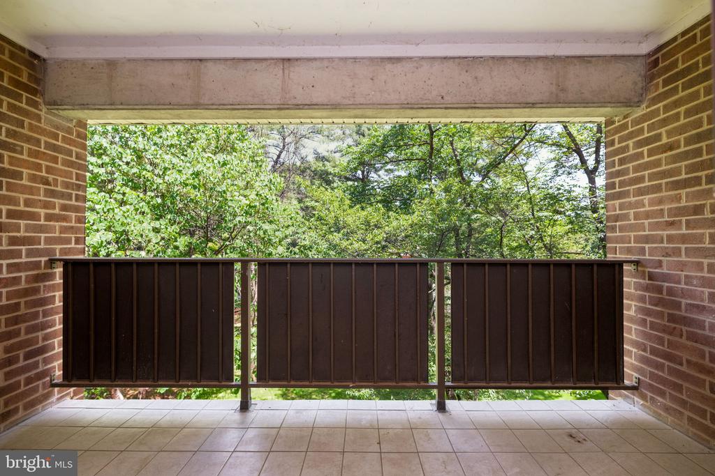 1443 NORTHGATE 22B