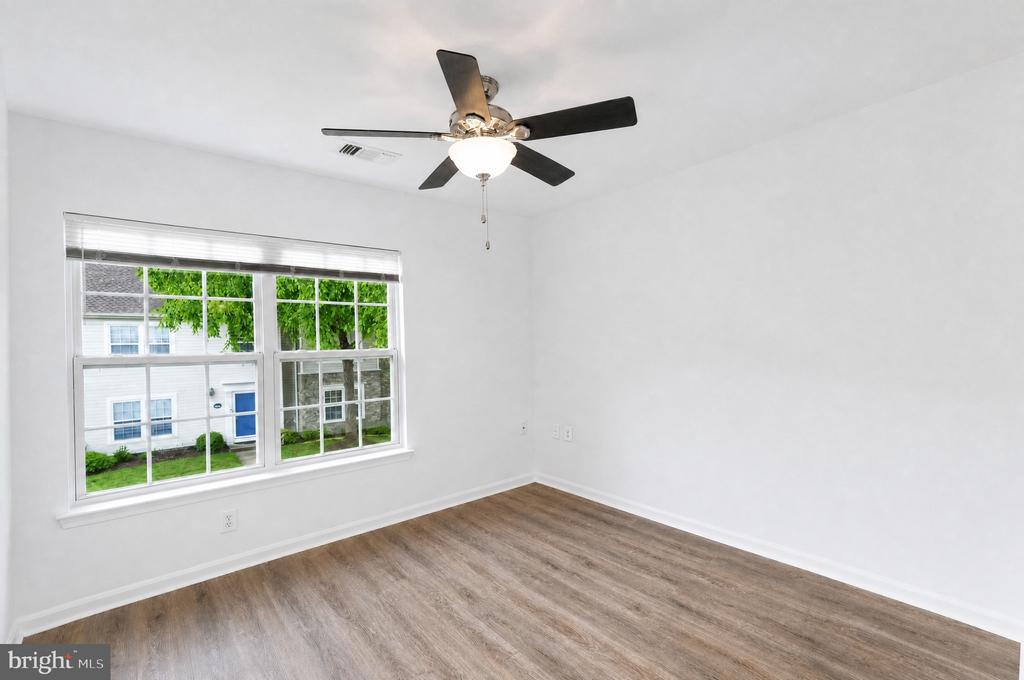 43577 PATCHING POND SQUARE
