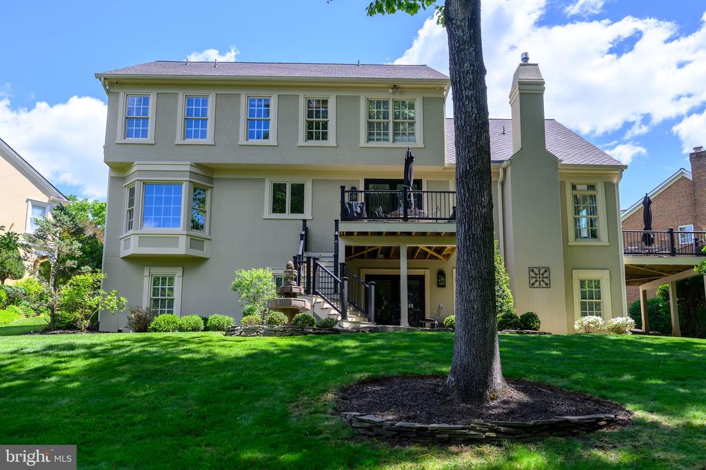 8125 CROOKED OAKS COURT