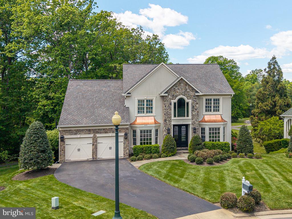 8125 CROOKED OAKS COURT