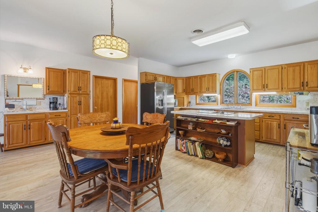 1639 SUGAR HILL ROAD