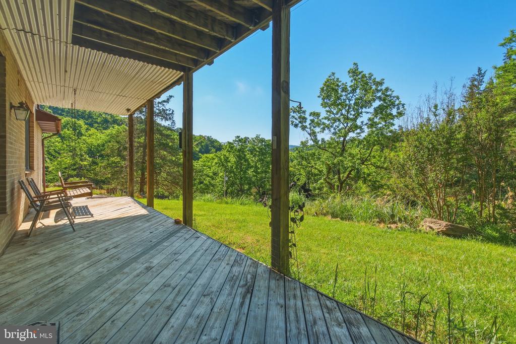 1639 SUGAR HILL ROAD