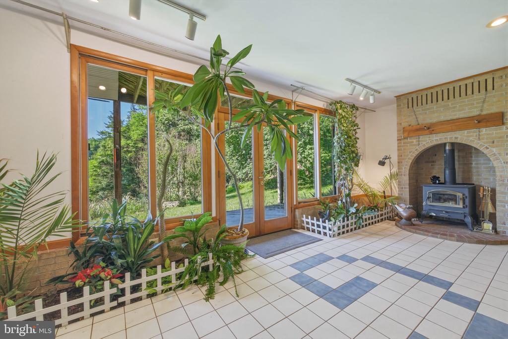 1639 SUGAR HILL ROAD