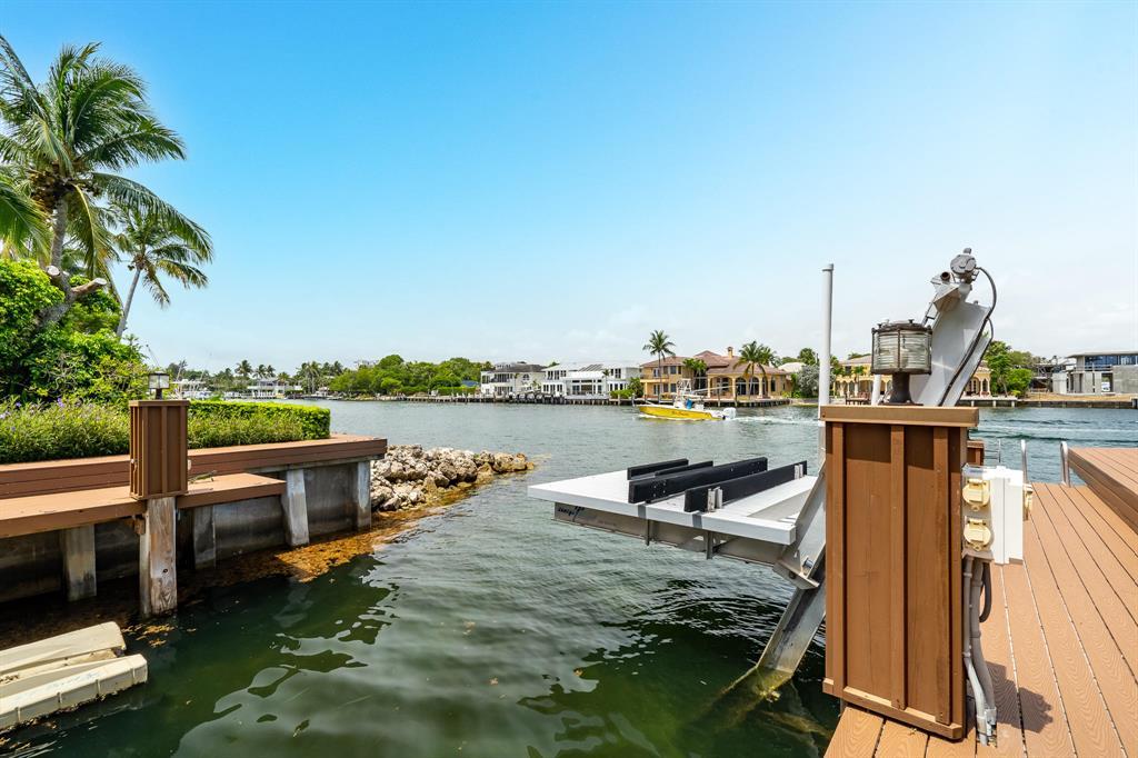 485 NE Spanish Trail Trail