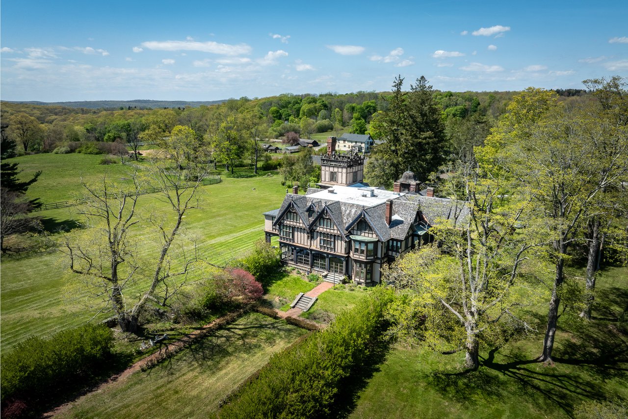 618 Quaker Hill Road