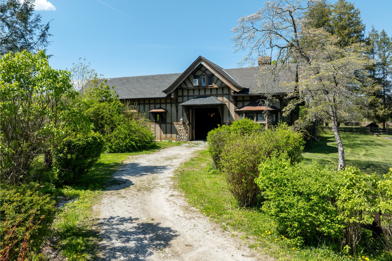 618 Quaker Hill Road