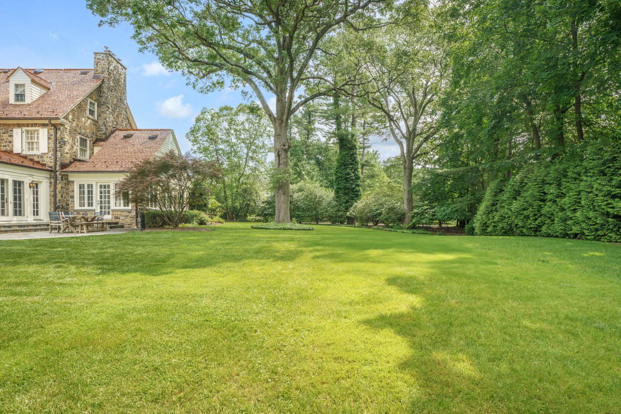 123 HIGHLAND AVENUE