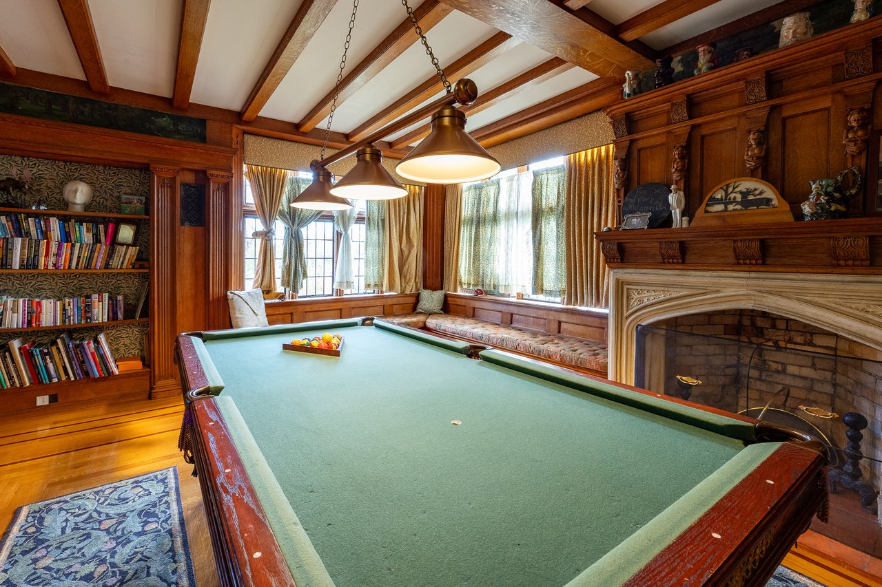 618 Quaker Hill Road