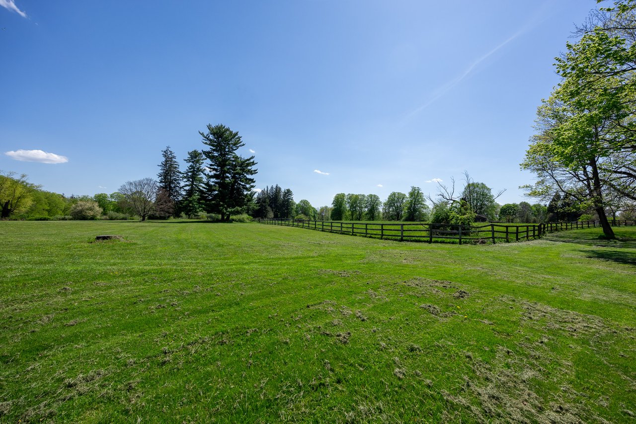 618 Quaker Hill Road